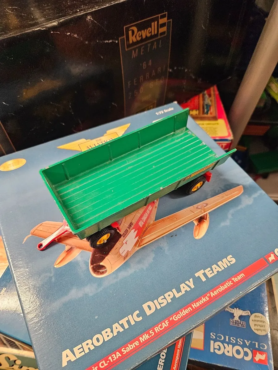 Britain's Farm Trailer - Image 2