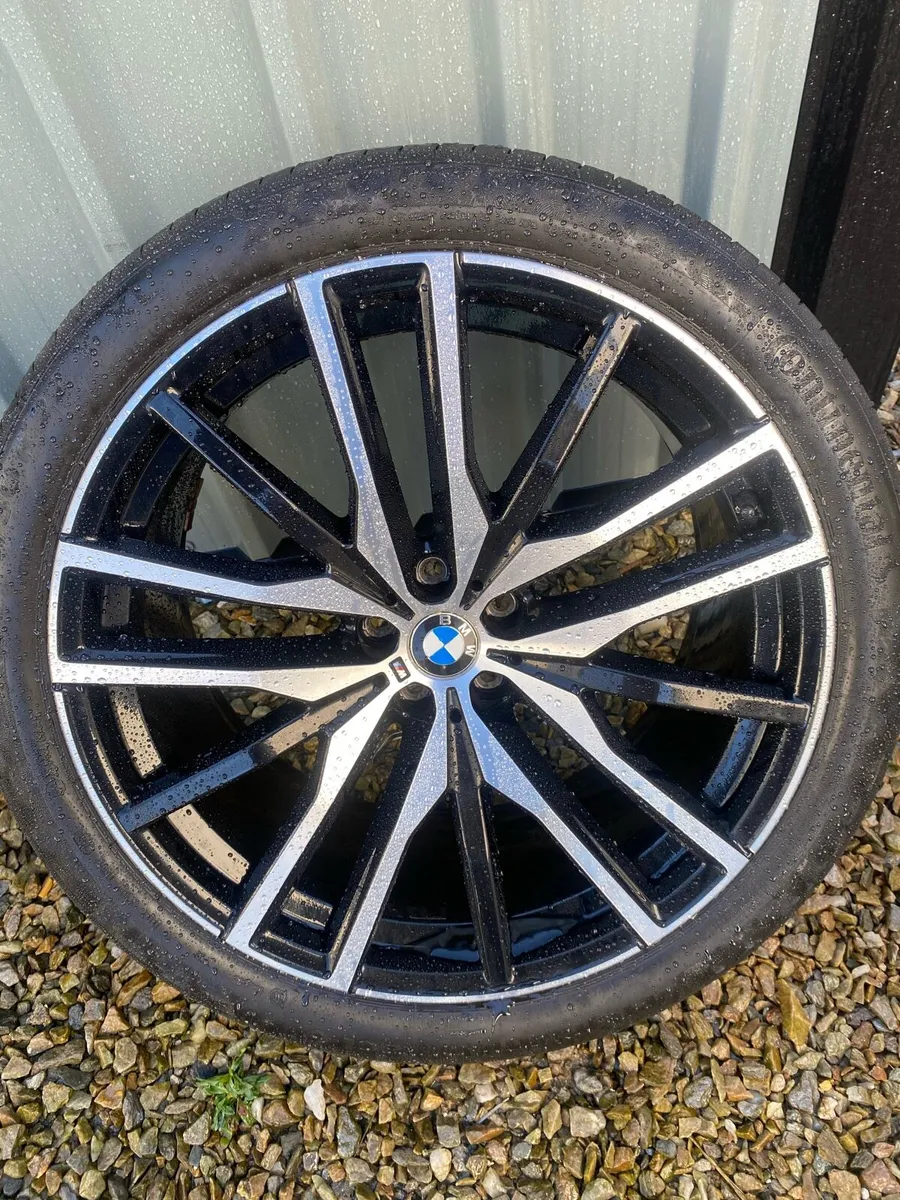 Genuine 22 inch BMW alloys - Image 3