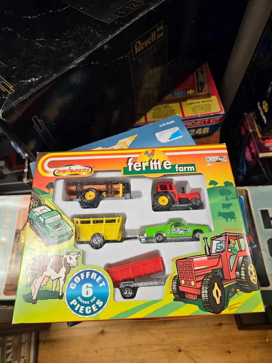 Britain's Majorette Farm Set - Image 1