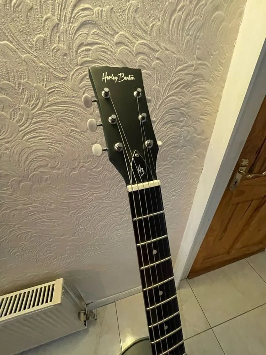 Harley Benton DC Junior Blue - Image 2