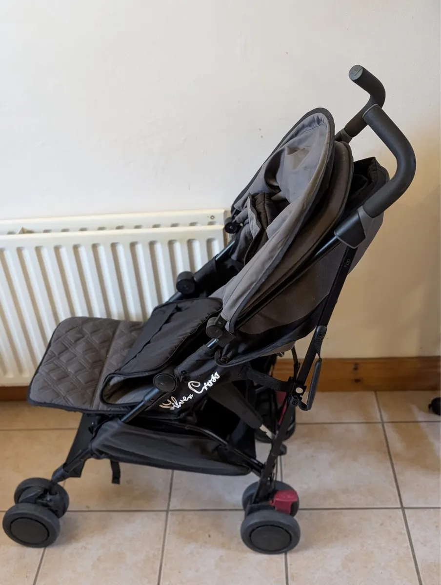 Silver cross compact buggy - Image 1