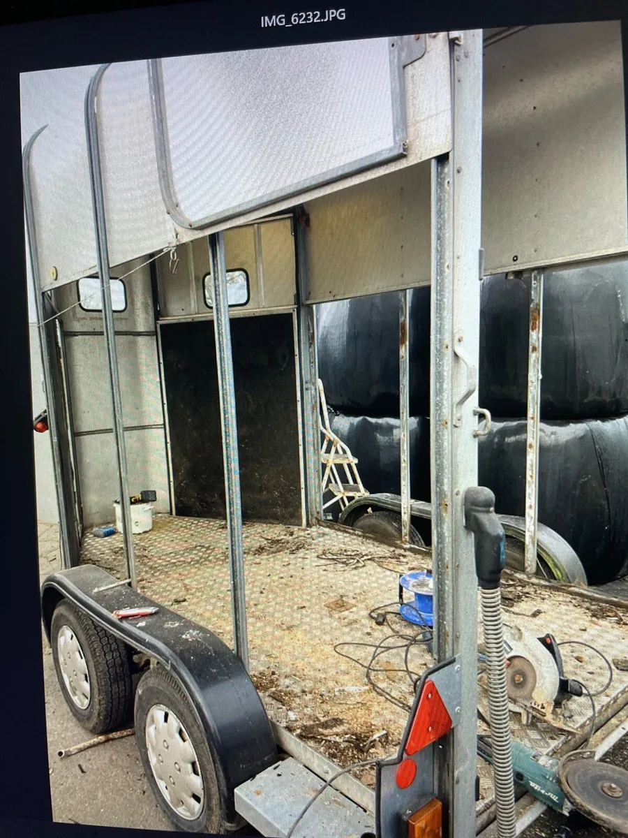 Horsebox Side Replacement - Image 1