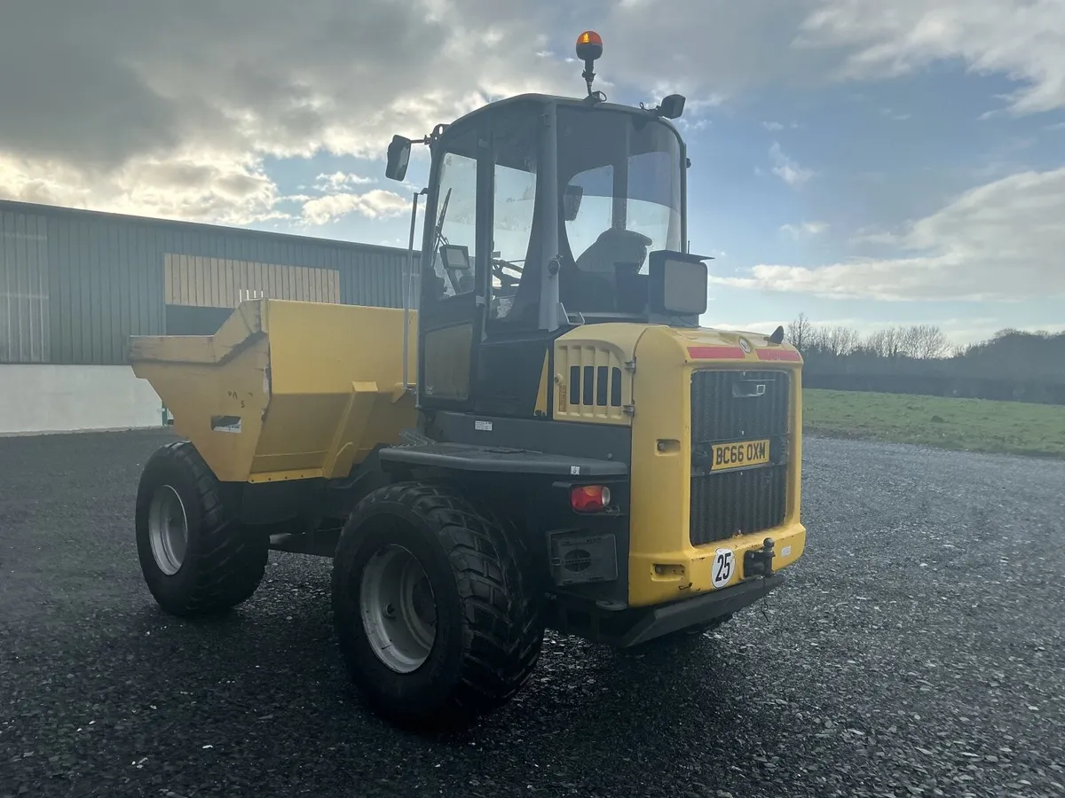 2017 6 ton dumper - Image 2