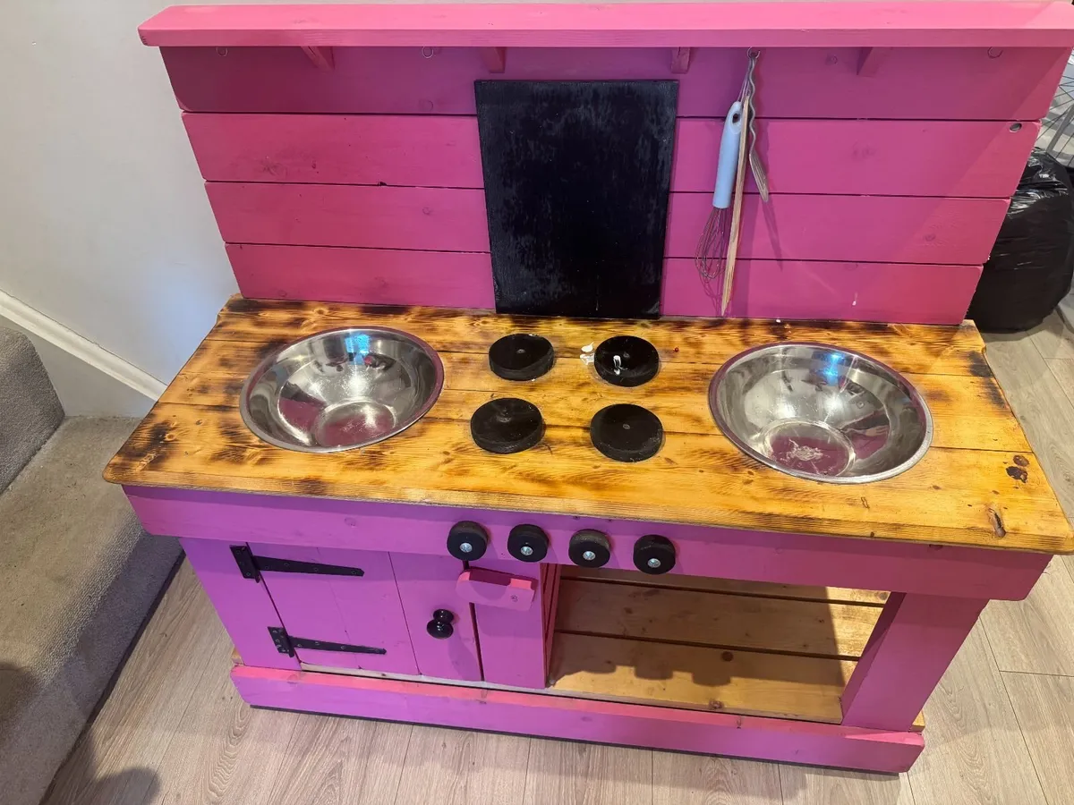 Mud Kitchen - Image 2