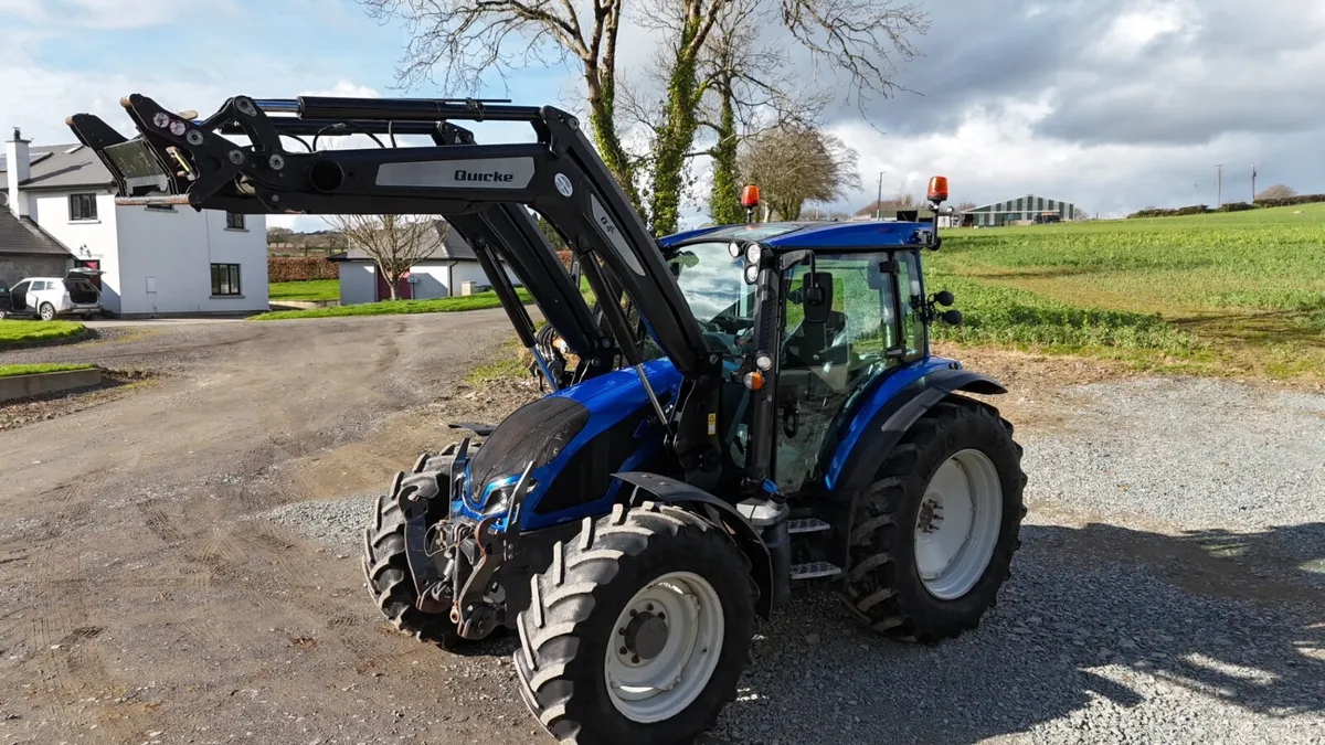 2022 Valtra G135 Hitech *3730 hrs* - Image 2