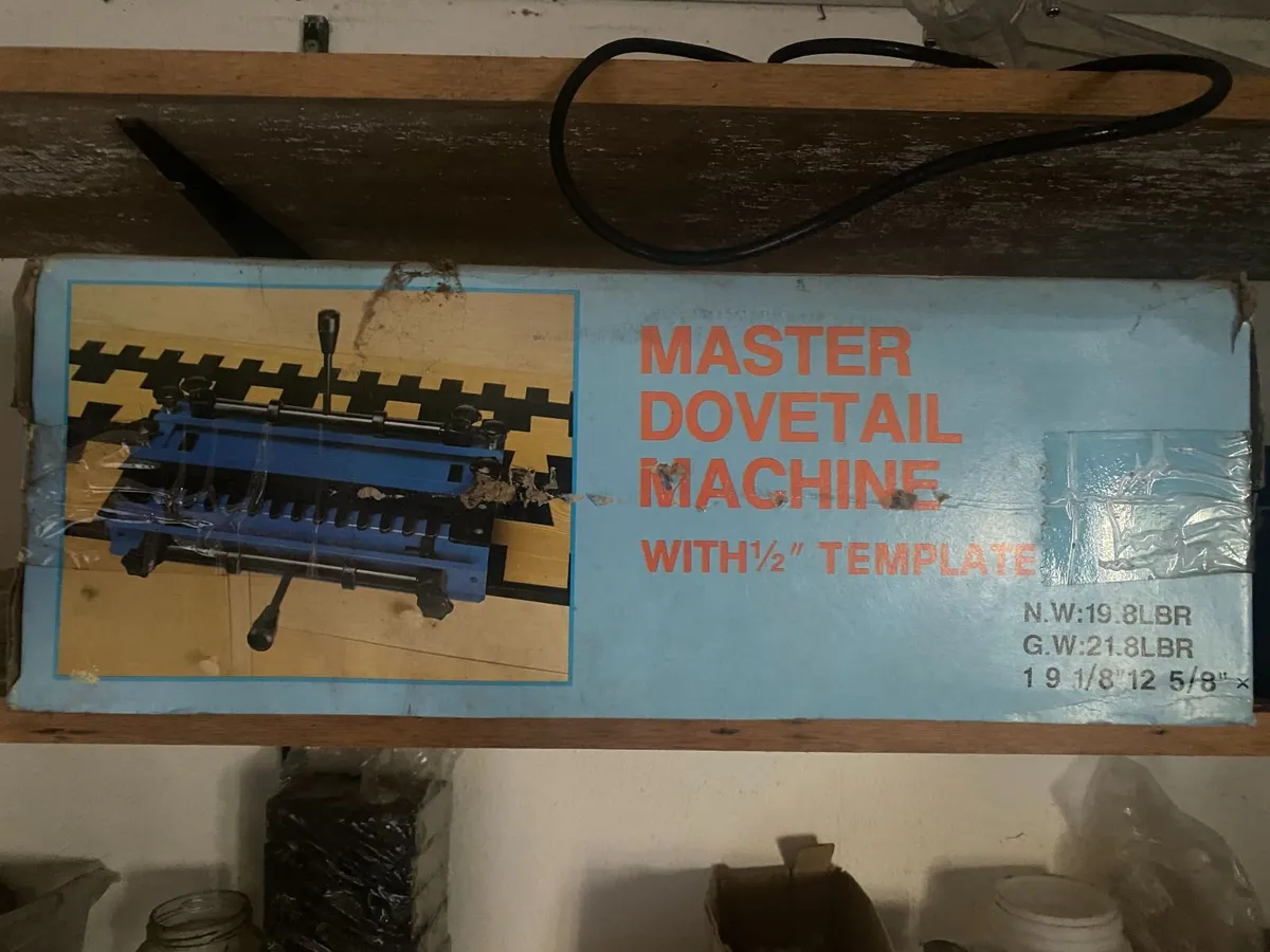 Master Dovetail Machine