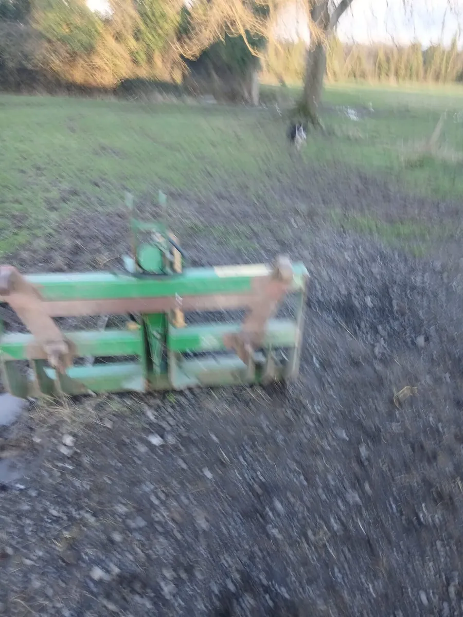 Mc Hale splitter - Image 1