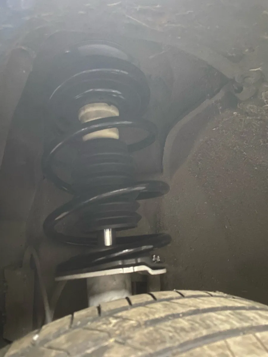 2006 BMW E60 535d - Image 4