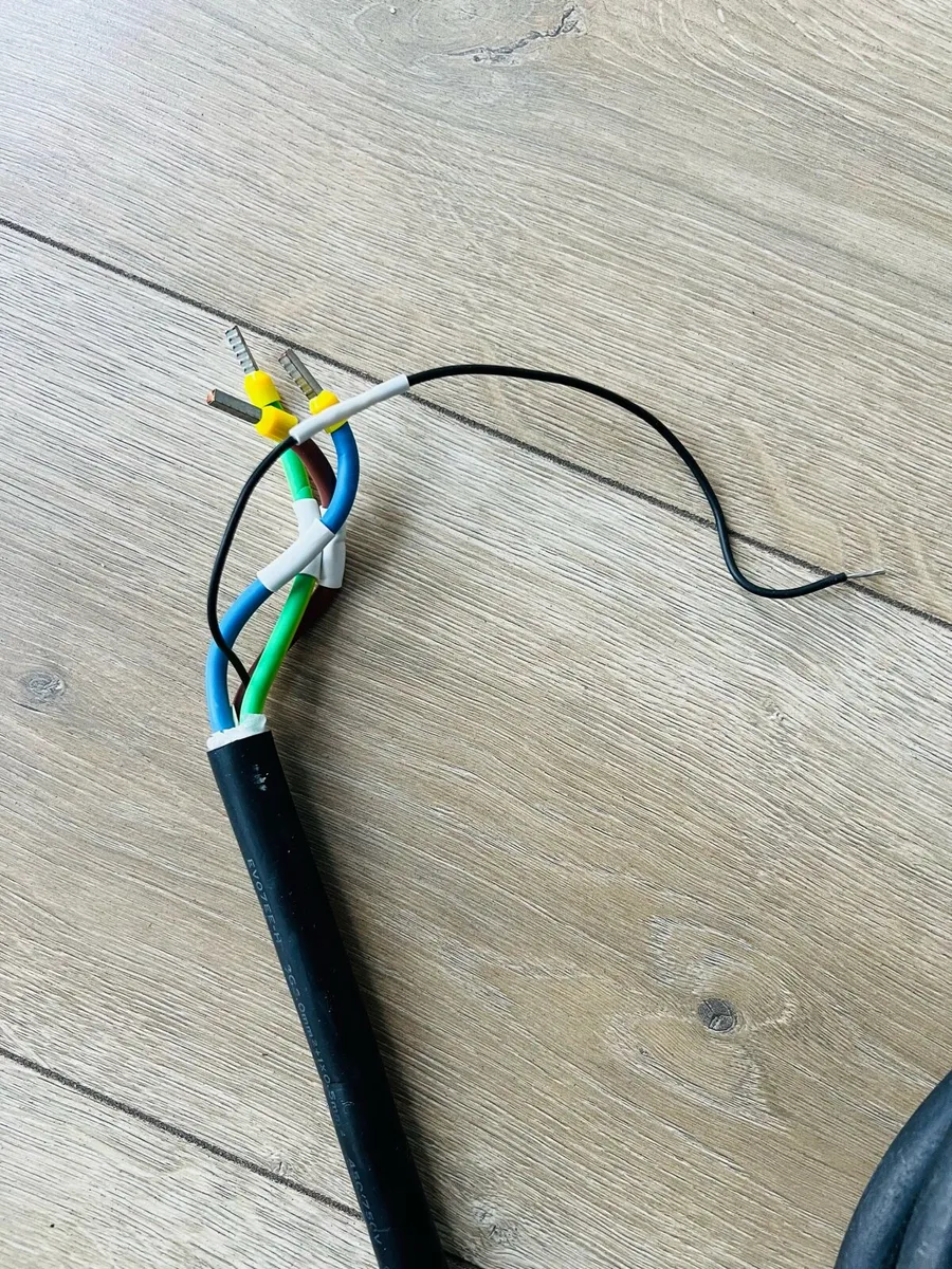 Zappi type 2 tethered charging cable original - Image 3