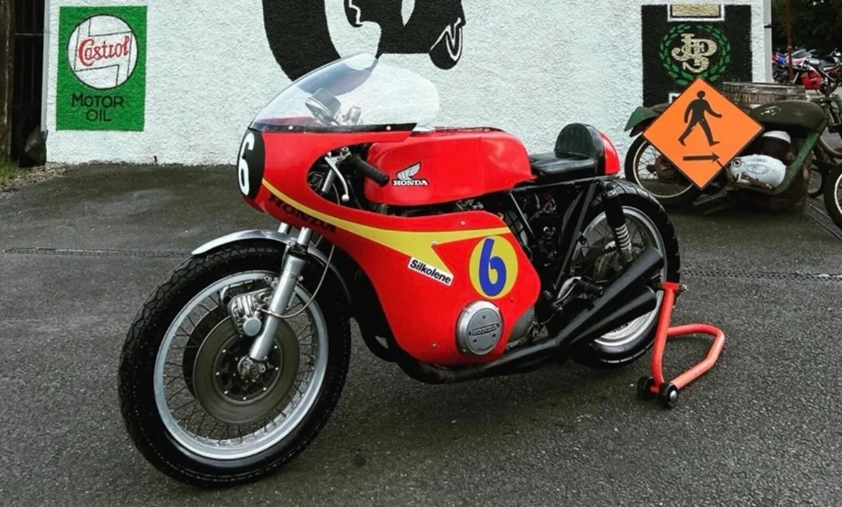 Honda cb 750/4 road race track bike - Image 3