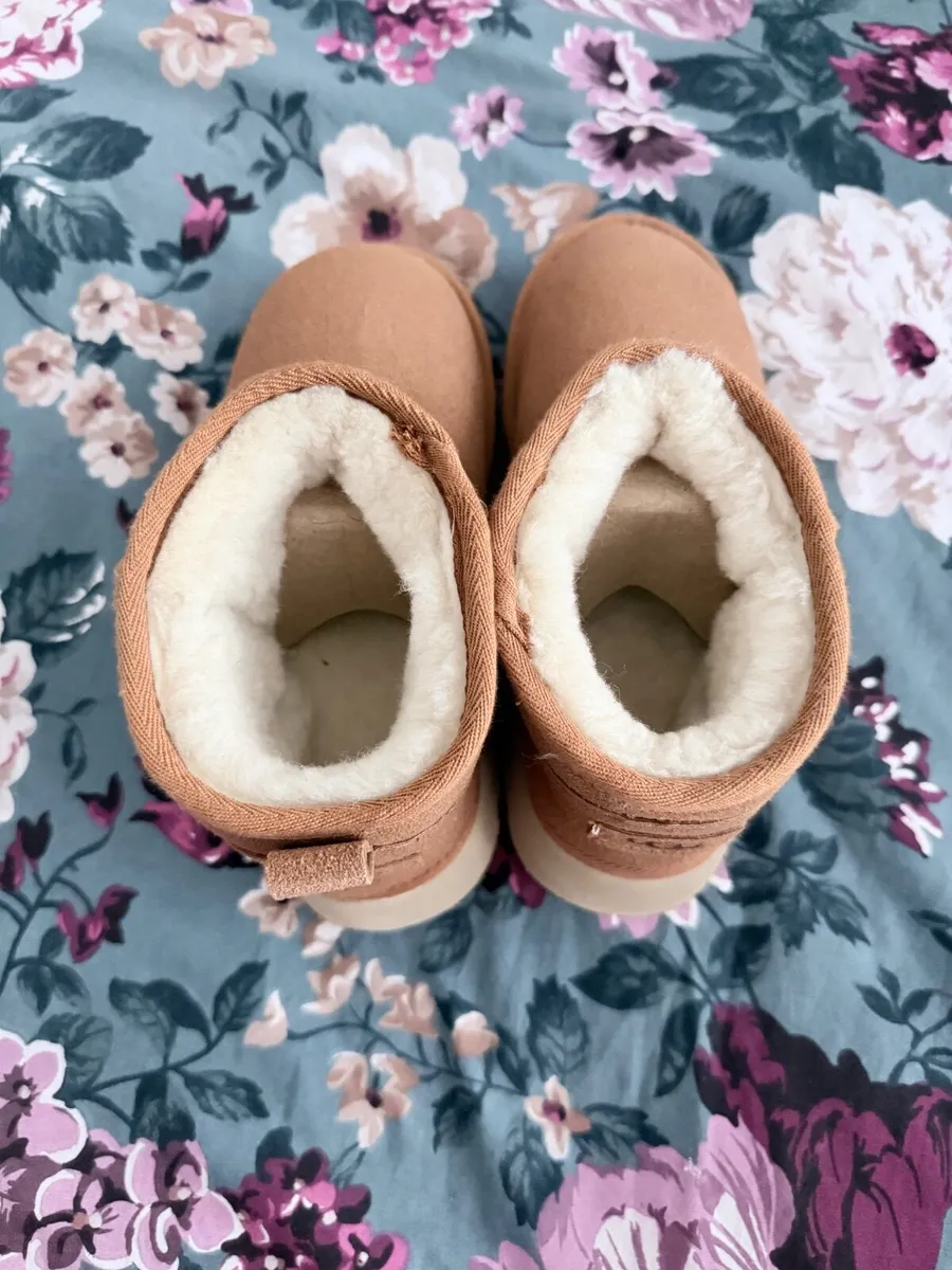 UGG boots - platform - Image 2