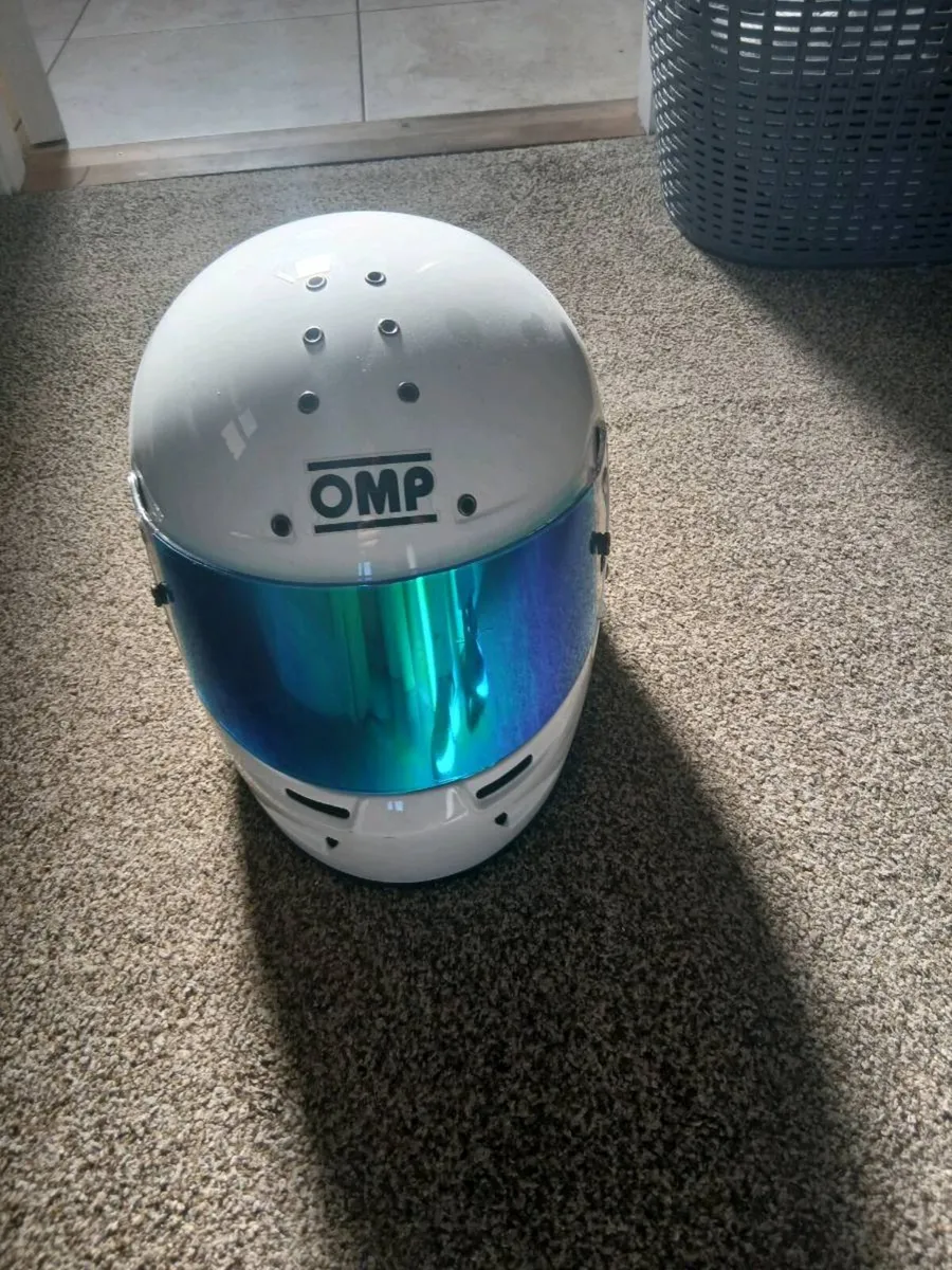 Omp GP-R helmet - Image 1