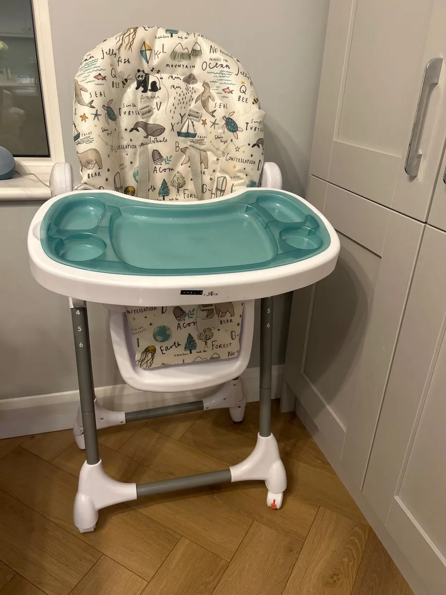 High chair - Image 1