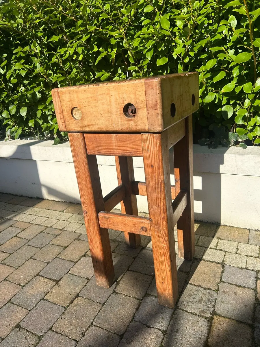 Antique butchers block and stand rare - Image 4