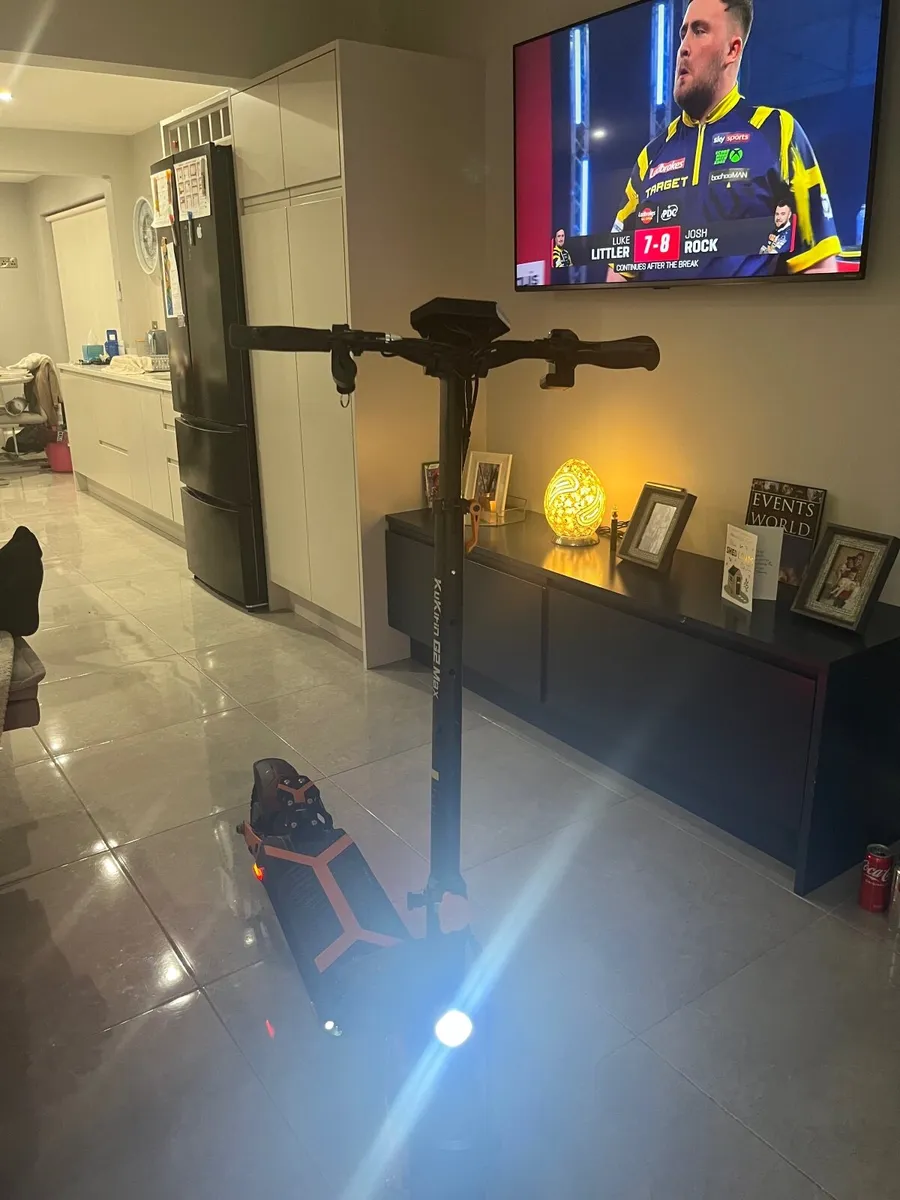 Electric scooter - Image 1