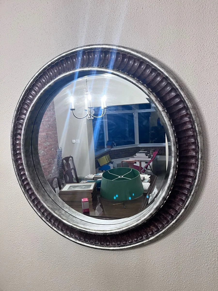 Mirror - Image 1