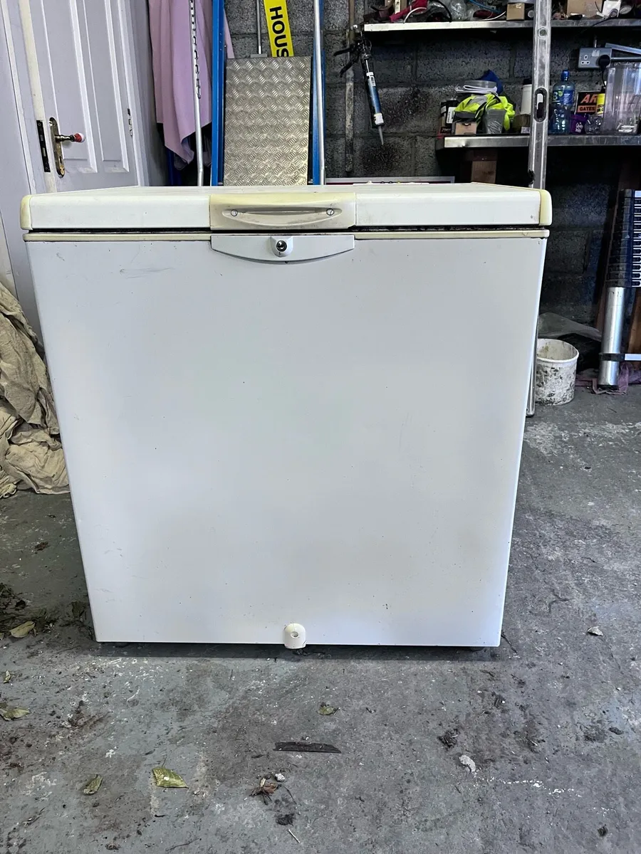 Freezer - Image 1