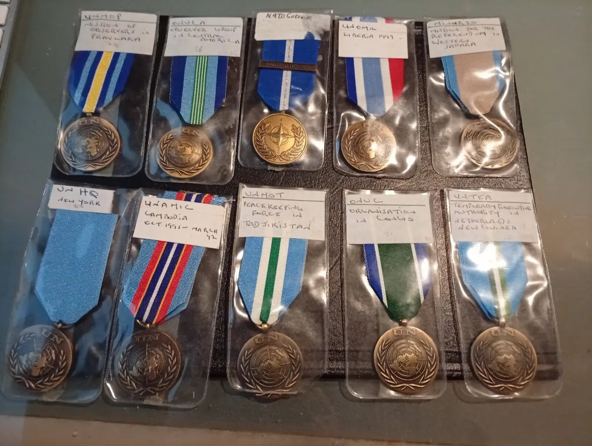 Set of 23 UN Medels - Image 2