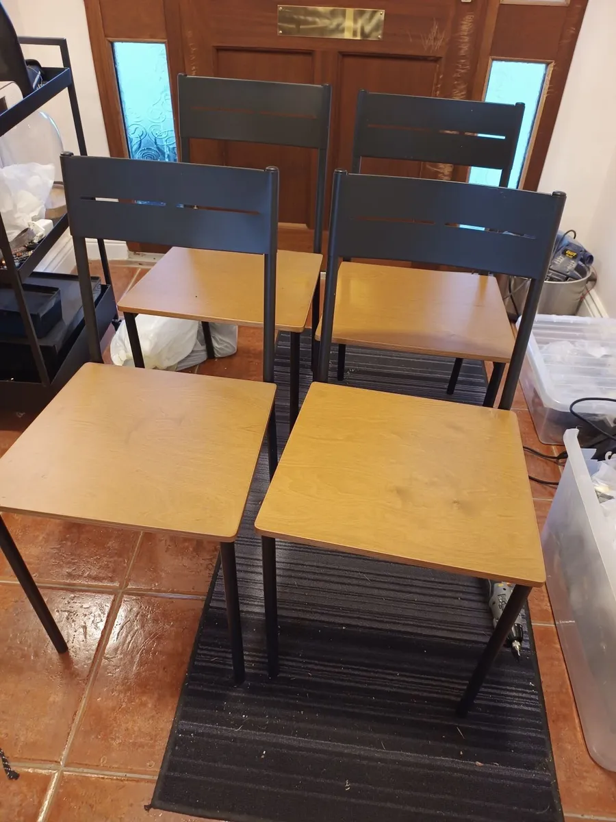 Set of 4 Chairs - Image 4