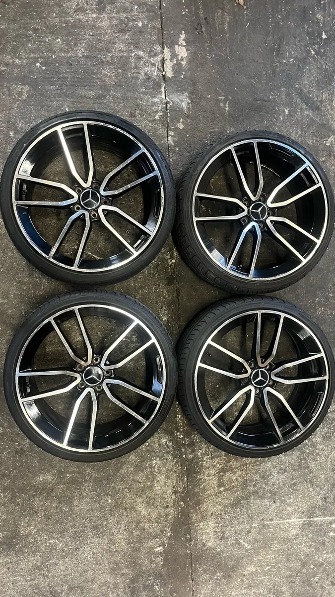 Mercedes Benz C class alloys - Image 1