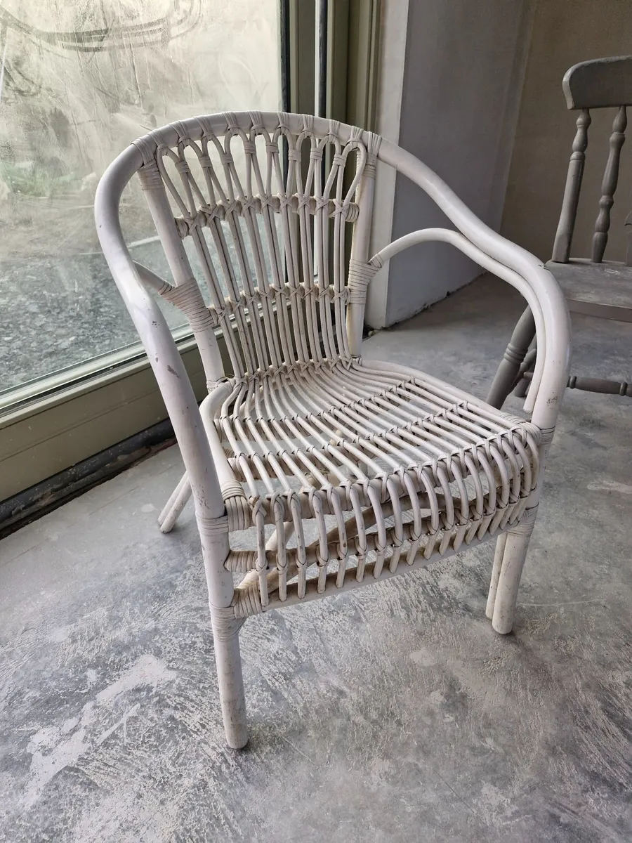 Wicker chair - Image 2