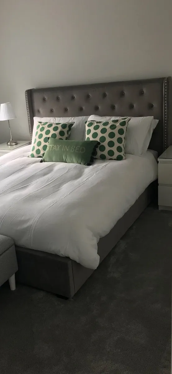 King size bed with mattress grey - Image 3