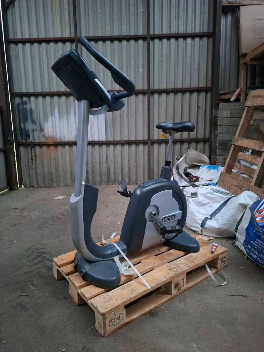 Exercise bike - Image 1