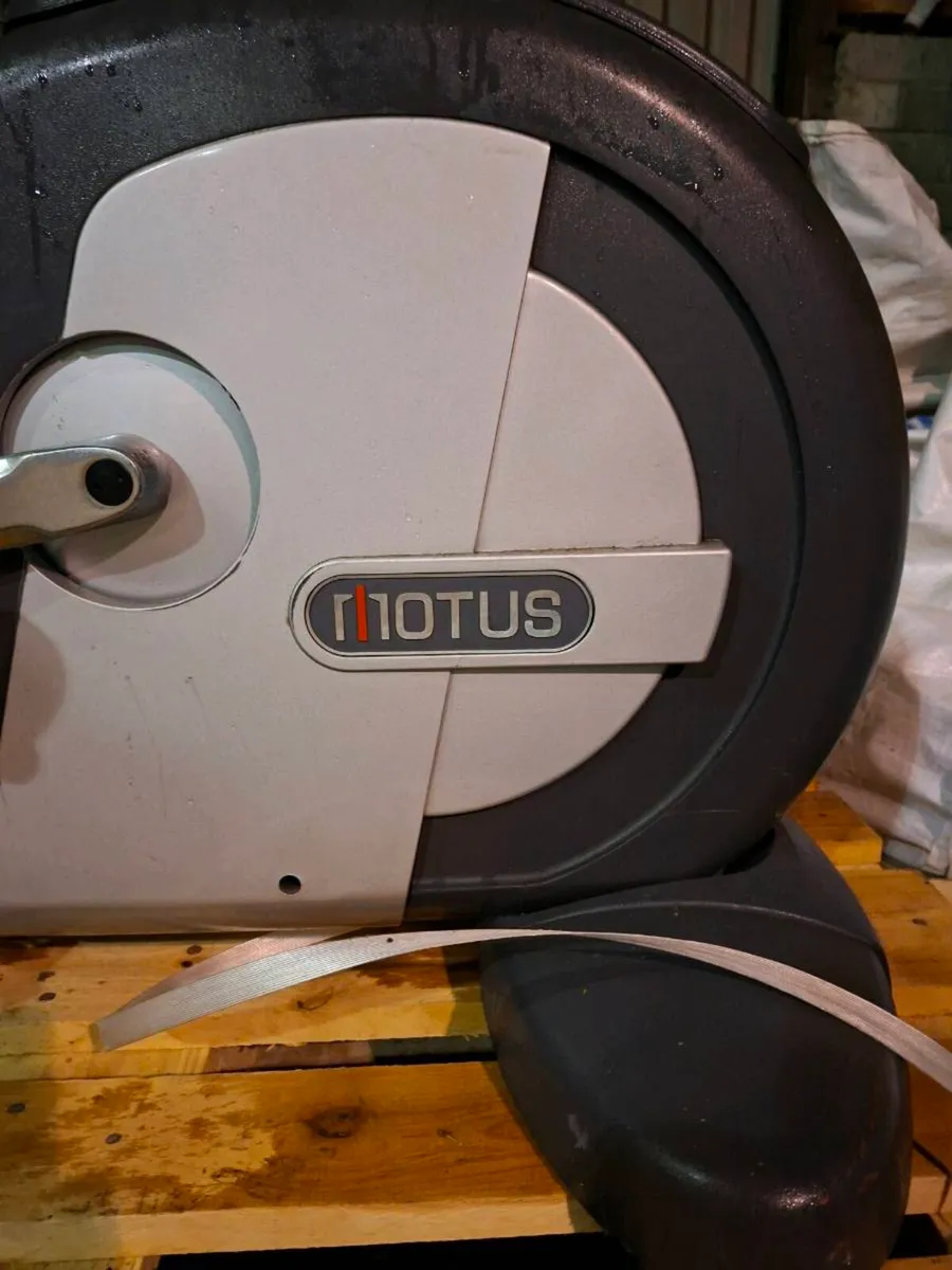 Exercise bike - Image 3