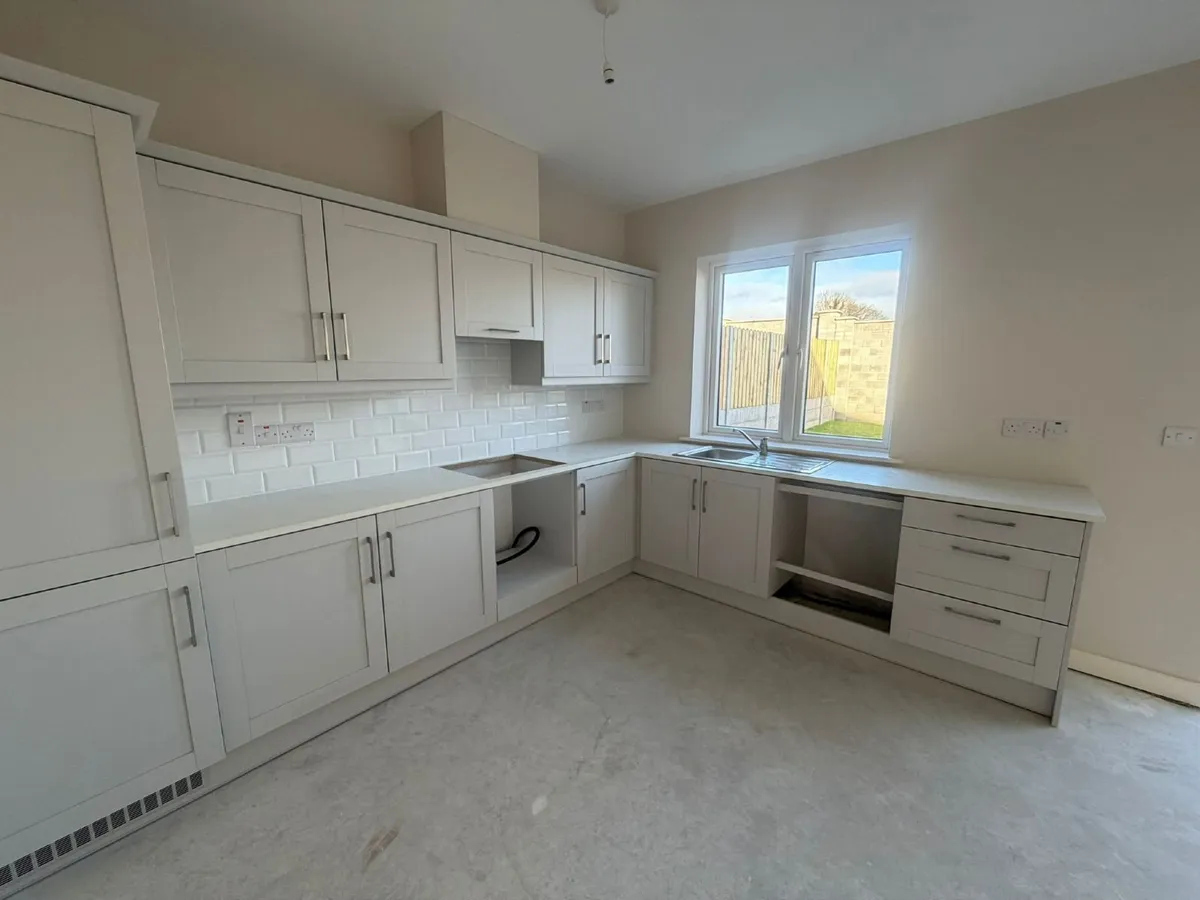 Brand new kitchen unit - Image 4
