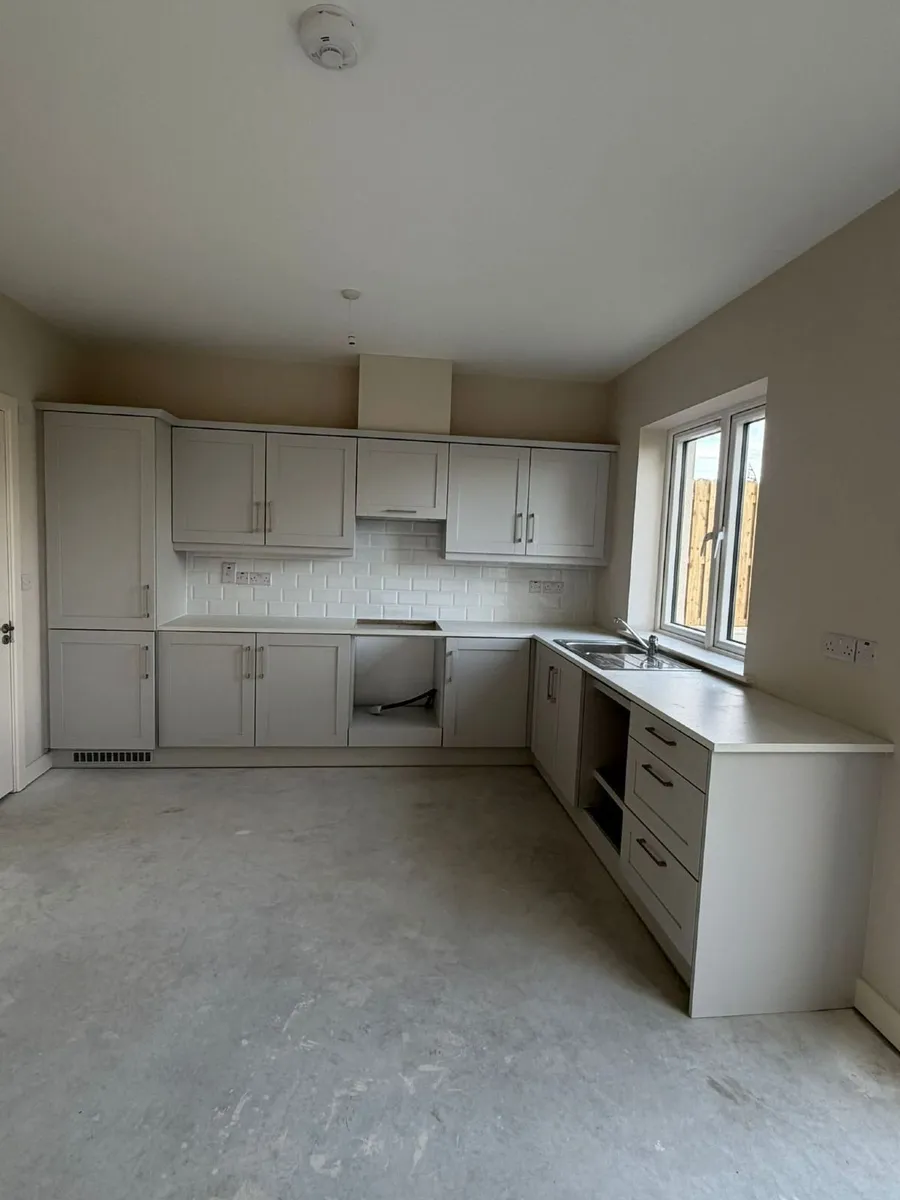 Brand new kitchen unit - Image 2