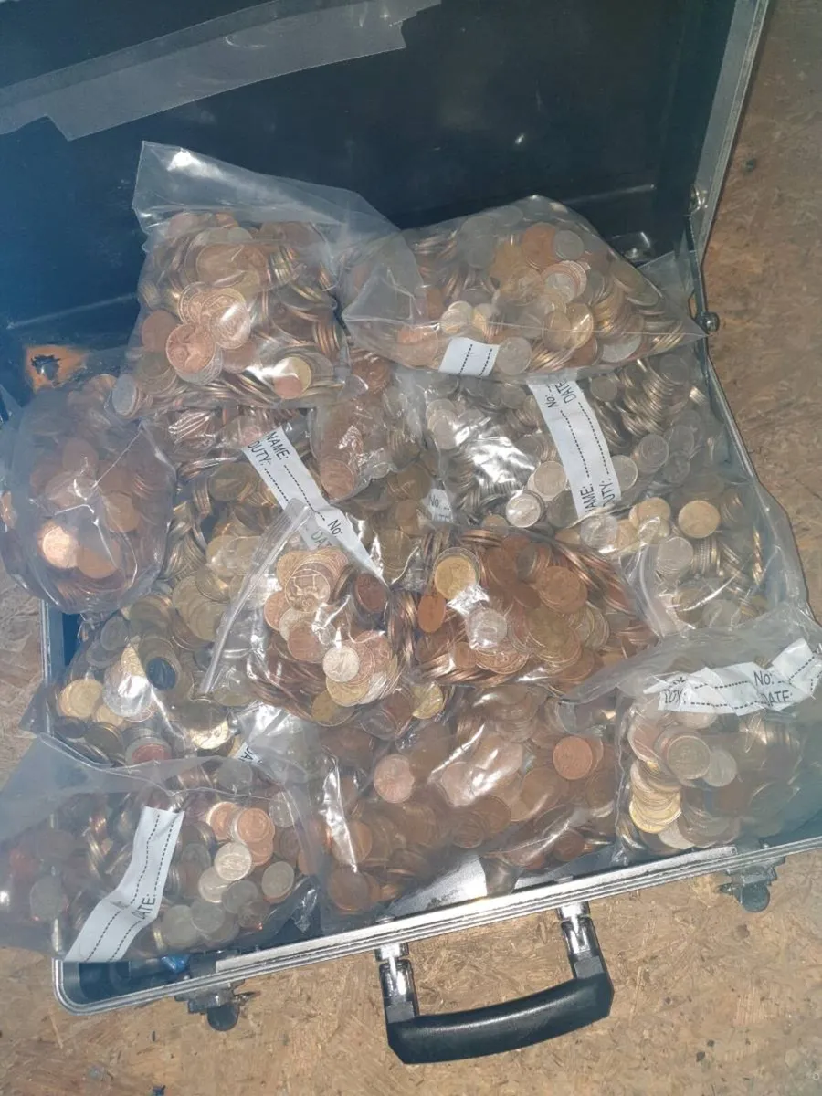 50kg of coins most Irish coins .. some world cions - Image 1