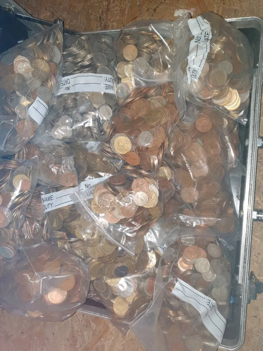 50kg of coins most Irish coins .. some world cions - Image 2