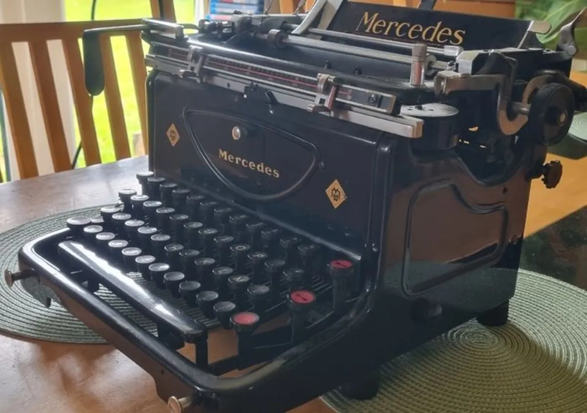 Vintage Typewriter Mercedes Model 8 Silent 38 ! - Image 3