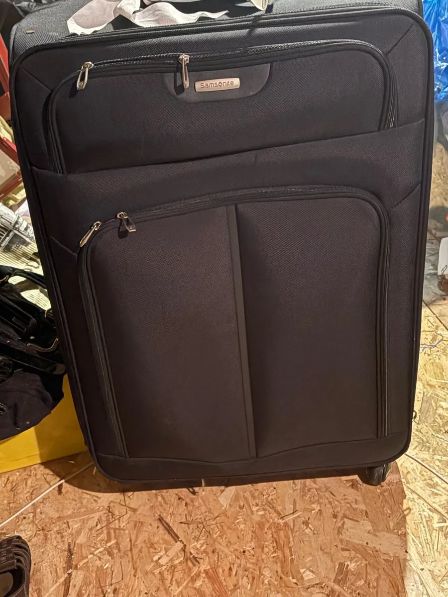 Suit case