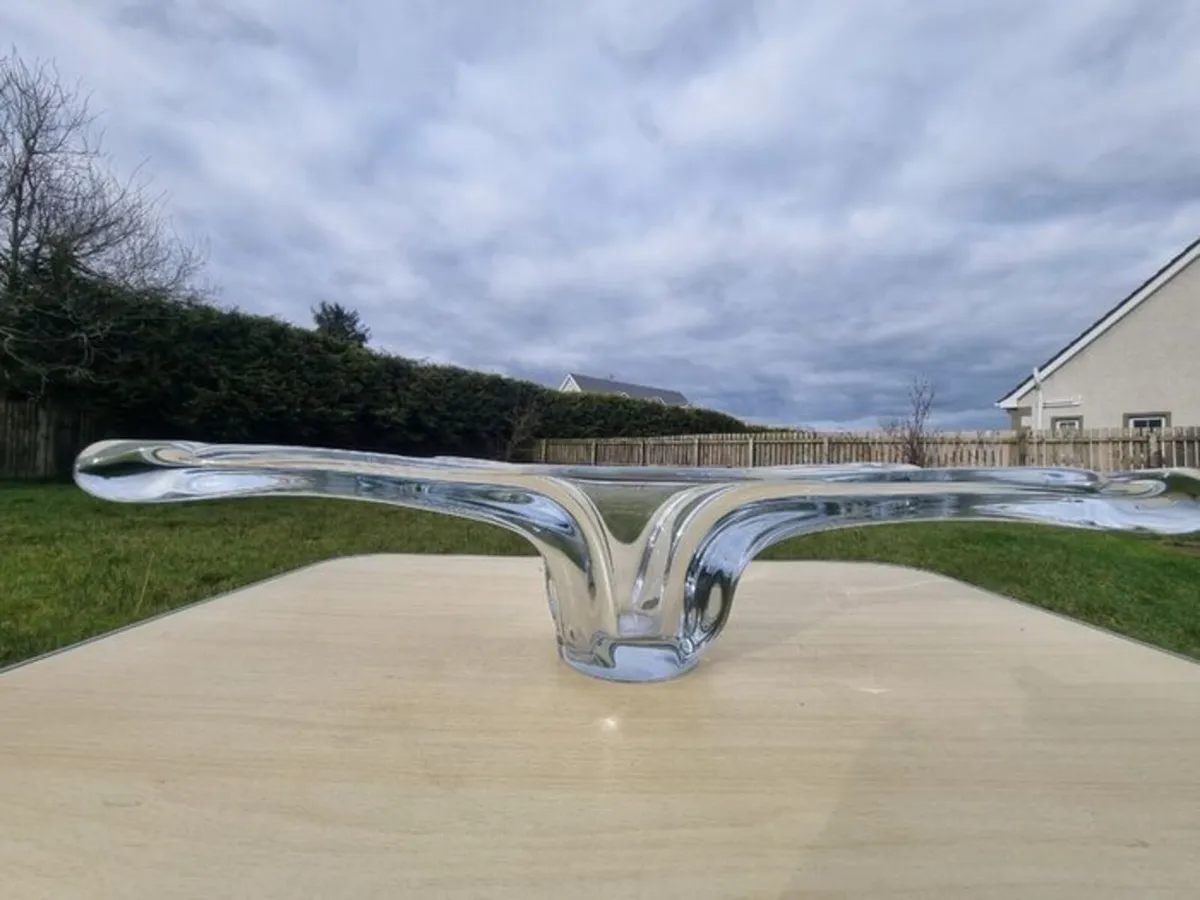 Vannes Chatel vintage large and heavy bowl. - Image 3