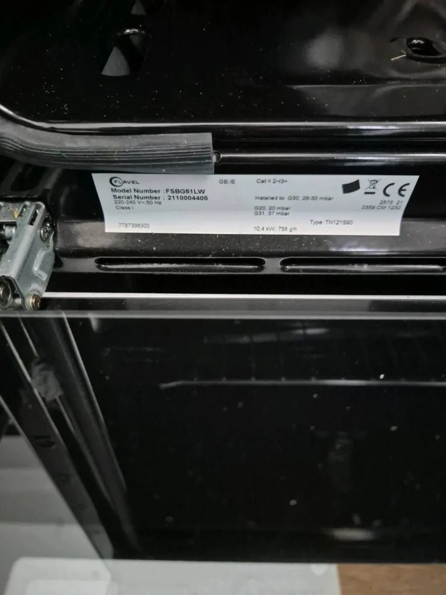 Flavel FSBG51LW gas cooker - Image 4