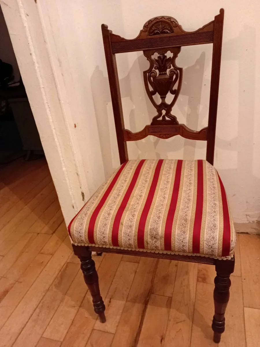 antique  mahogany hand carved hall chair - Image 2