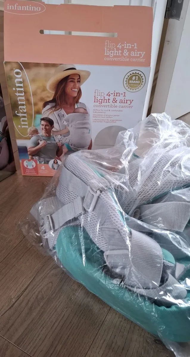 Baby carier - Infantino, 4 in 1, light & airy