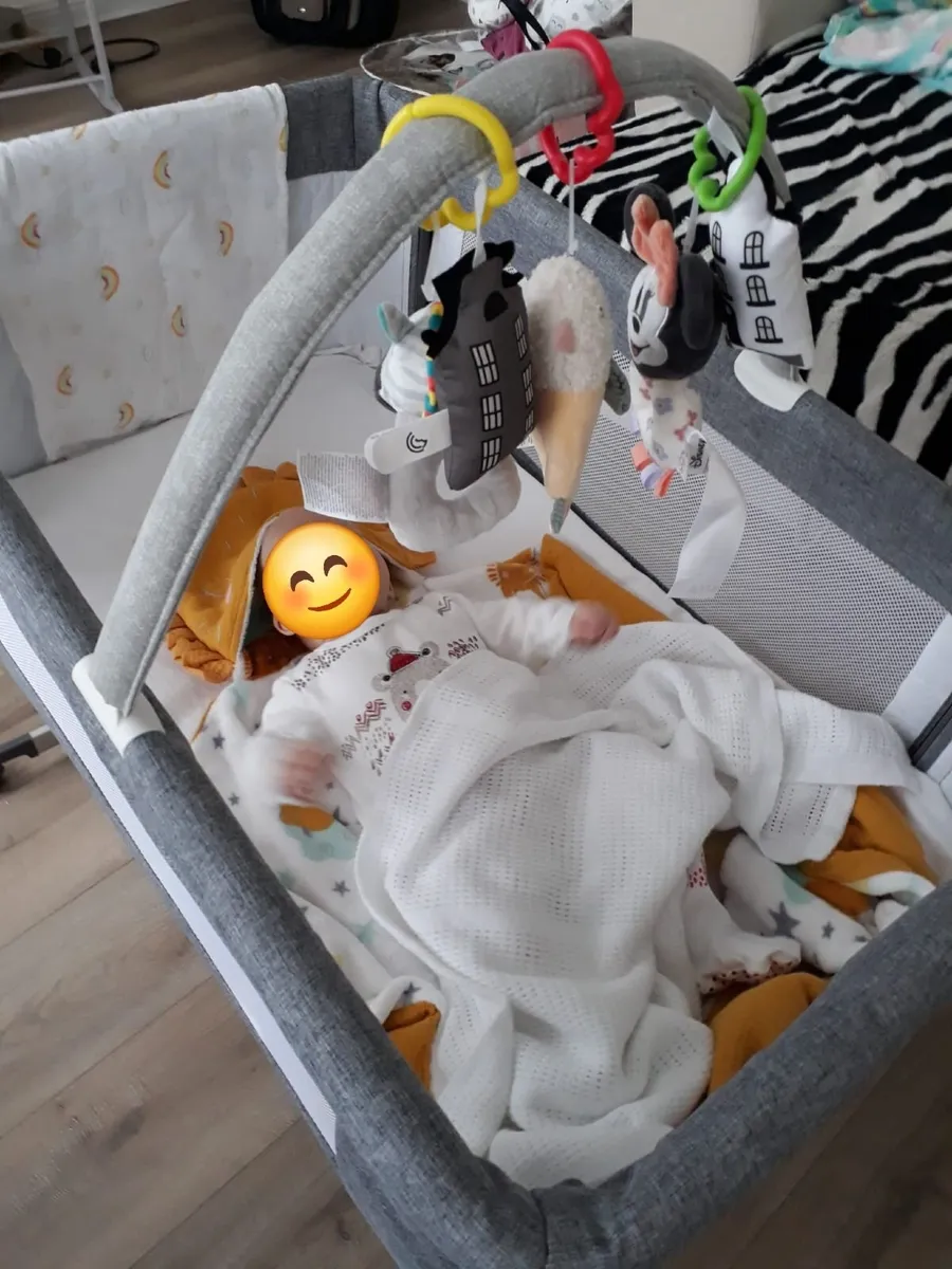 Next to me - Babylo - Image 2