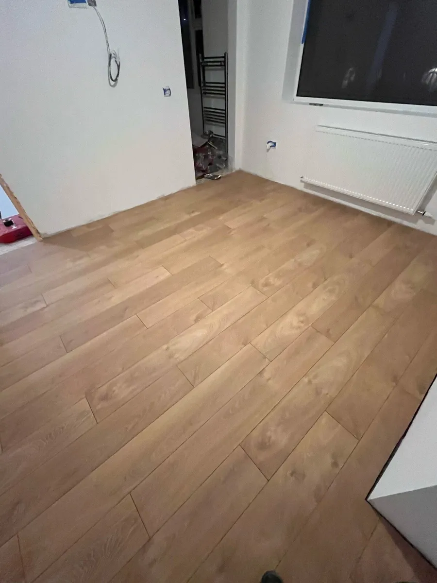 Carpenter kitchen fitter hanyman - Image 1