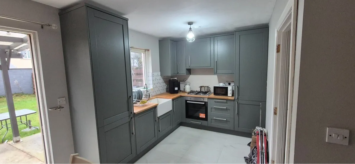 Carpenter kitchen fitter hanyman - Image 4