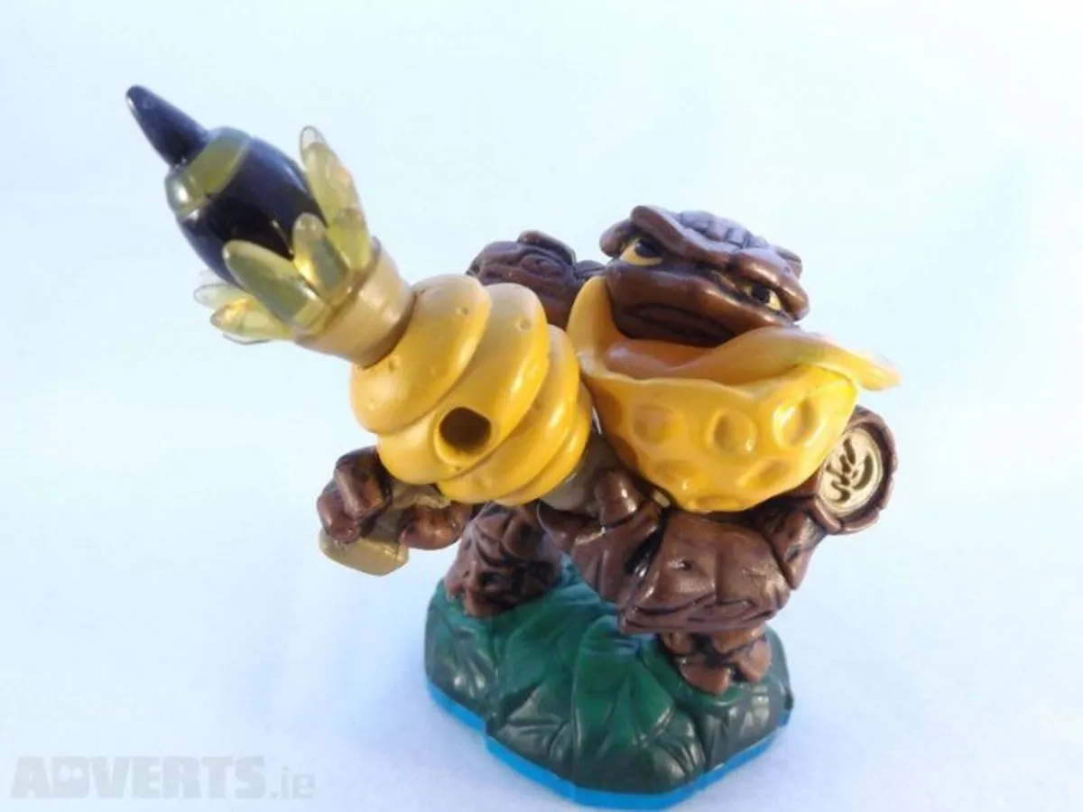 Skylanders Swap Force Lightcore Bumble Blast RARE - Image 1