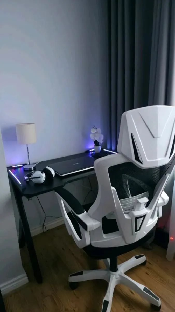 GAMING DESK & ERGONOMIC OFFICE CHAIR SET - Image 1