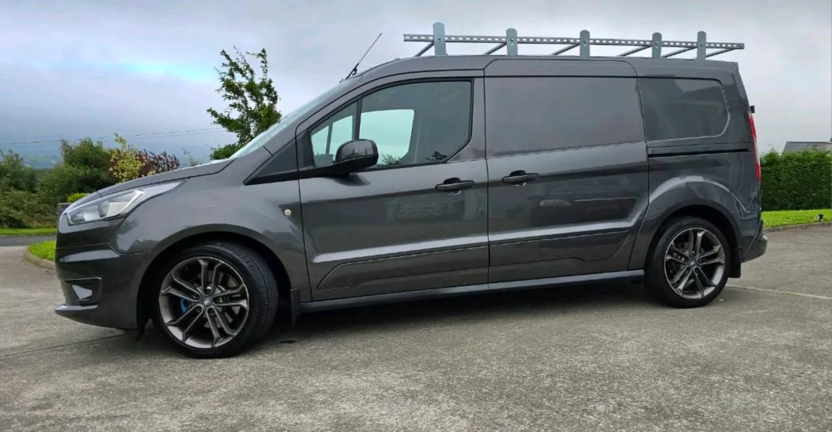 Ford Transit Connect - Image 2