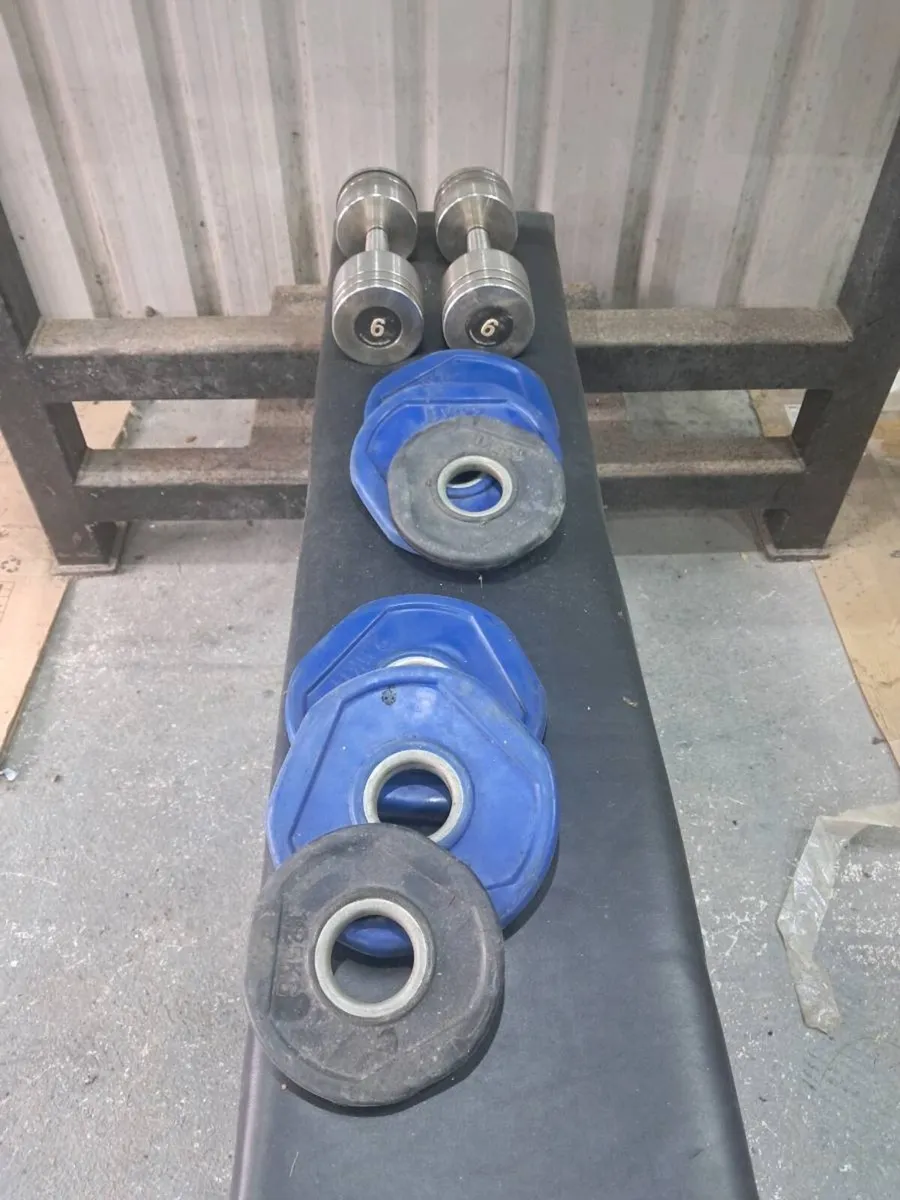 Gym weights and bench - Image 3