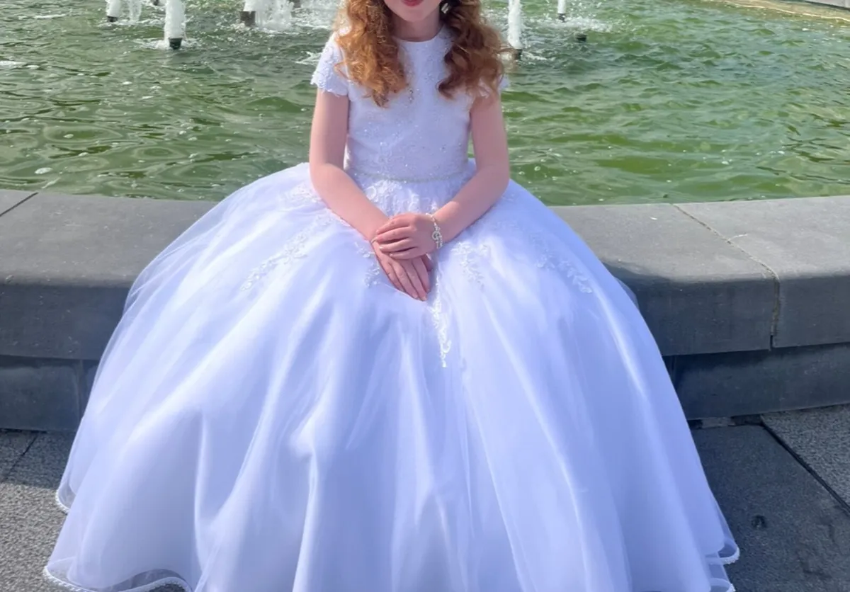 Stunning First holy communion dress - Image 1