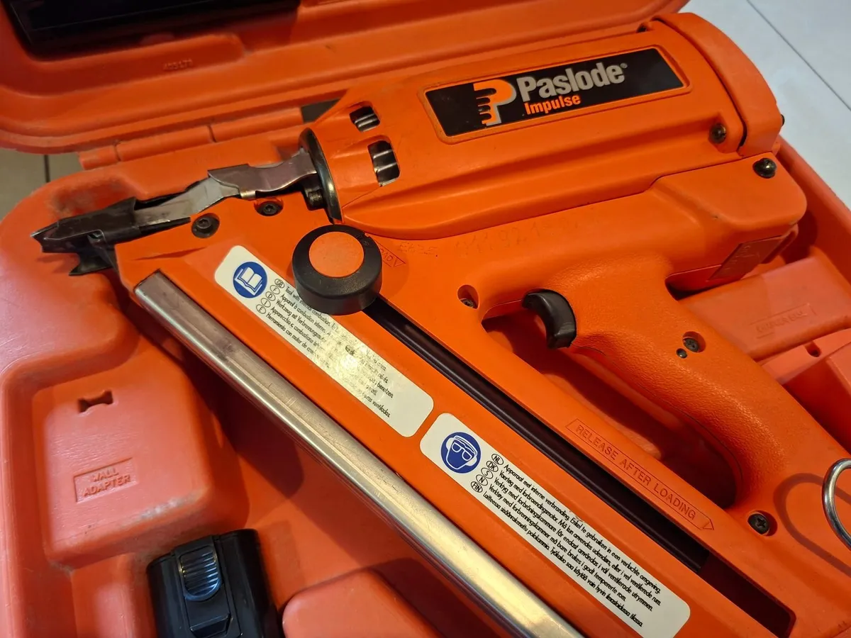 Paslode im350 1st Fix Nail Gun"Fully Serviced" - Image 2