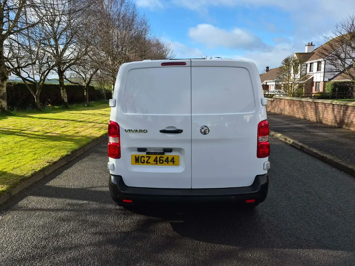 2022 Vauxhall Vivaro 1.5 D Dynamic 120Bhp - Image 3