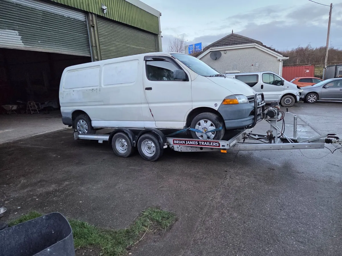 Car transporter - Image 2