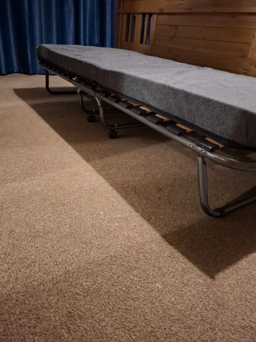 Foldable bed - Image 3